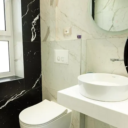 Tranquil In Apartment